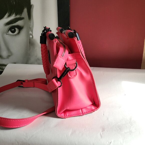 BADGLEY MISCHKA HOT PINK VEGAN LEATHER HANDBAG CROSSBODY - Picture 6 of 15
